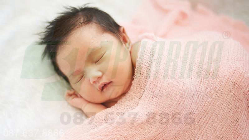 Biện pháp hạn chế hiện tượng ra nhiều mồ hôi ở trẻ sơ sinh